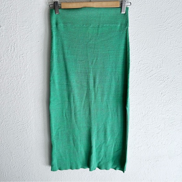 Free People Golden Hour Knit Midi Skirt Green Sz XS - Picture 3 of 5